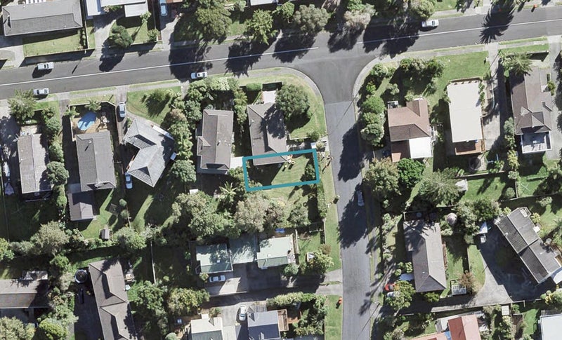 2D Ceramco Place, Torbay, Auckland - Carousel 1