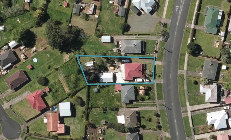 15 Holmes Avenue, Otangarei, Whangarei - Carousel 1