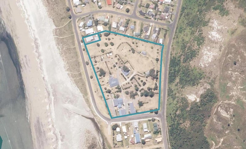 39 Moana Drive, Māhia - Carousel 1