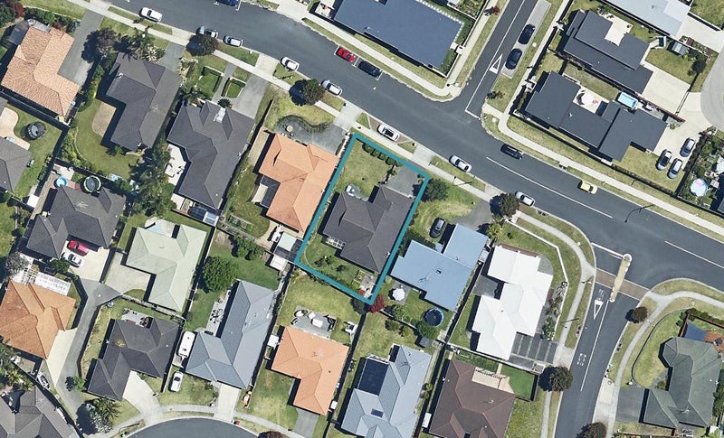 106 Wairakei Avenue, Papamoa Beach, Papamoa - Carousel 1