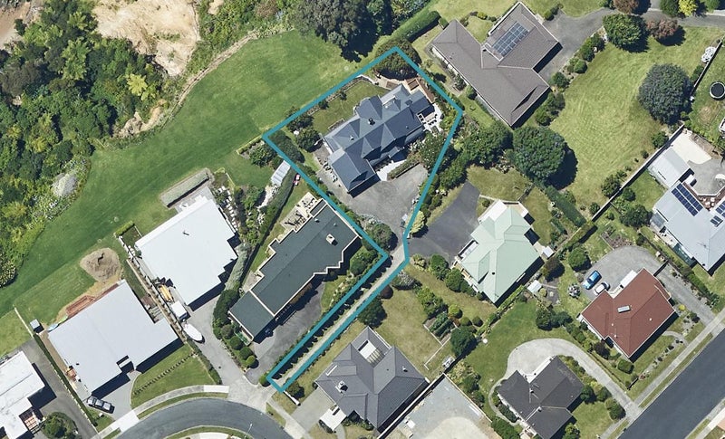 8 Waterview Terrace, Omokoroa, Omokoroa - Carousel 1