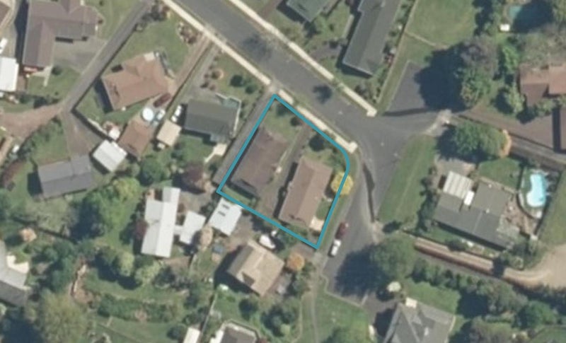 43 Sheridan Crescent, Leamington, Cambridge - Carousel 1