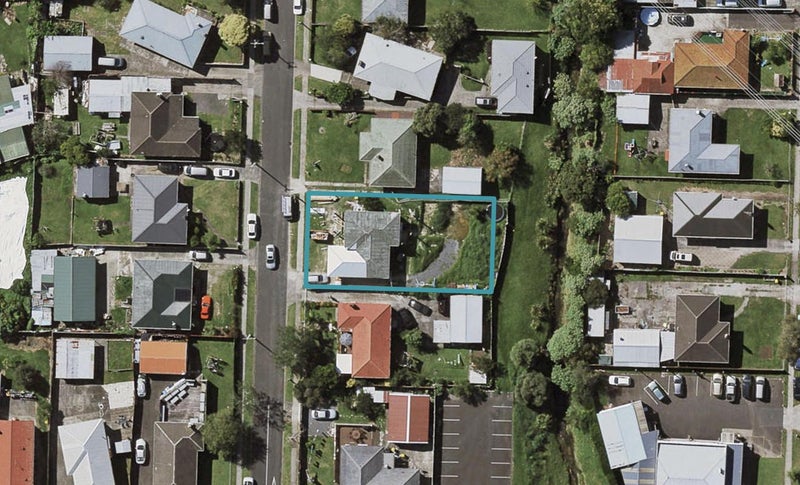 5 Emerson Road, Clover Park, Auckland - Carousel 1