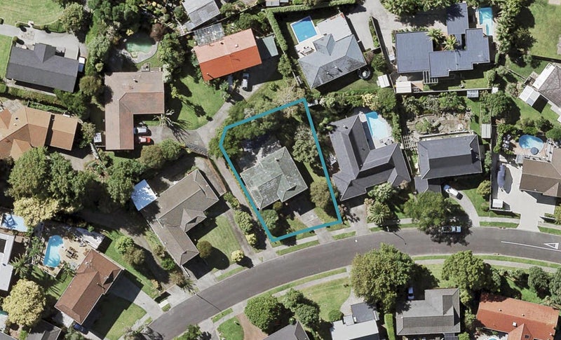 7 Hamish Place, Sunnyhills, Auckland - Carousel 1