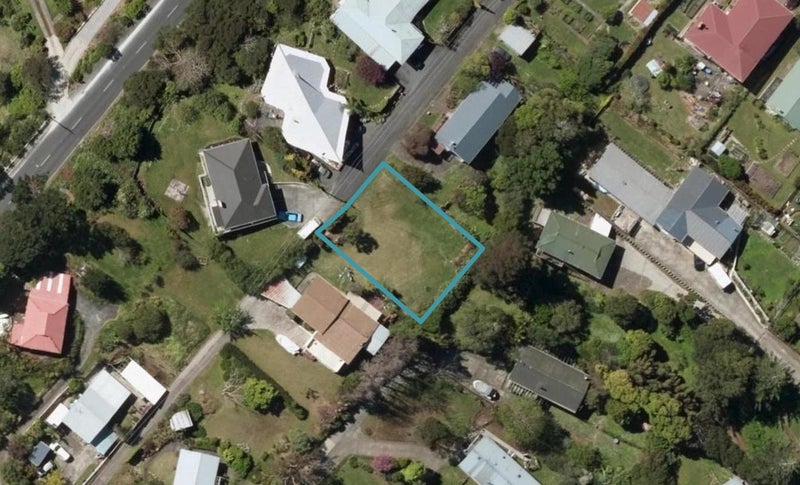 12B Kohe Street, Parahaki, Whangarei - Carousel 1