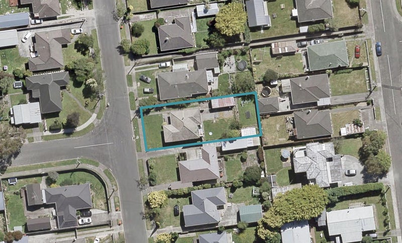 44 Routley Crescent, Elderslea, Upper Hutt - Carousel 1