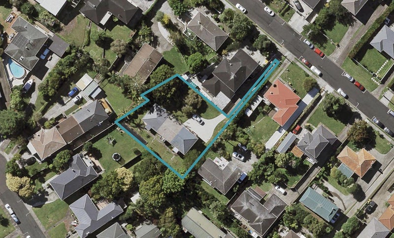 3/0 Belmont Terrace, Milford, Auckland - Carousel 1