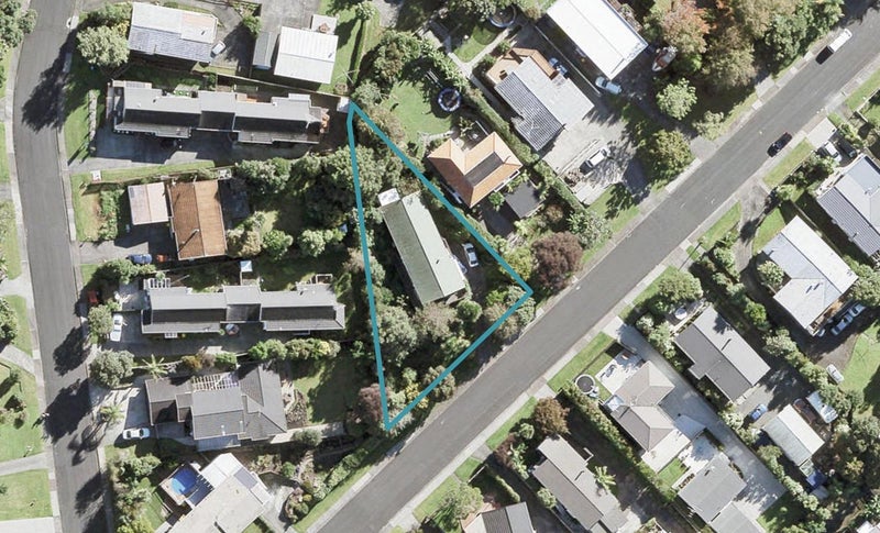 90 Rosario Crescent, Red Beach, Whangaparāoa - Carousel 1