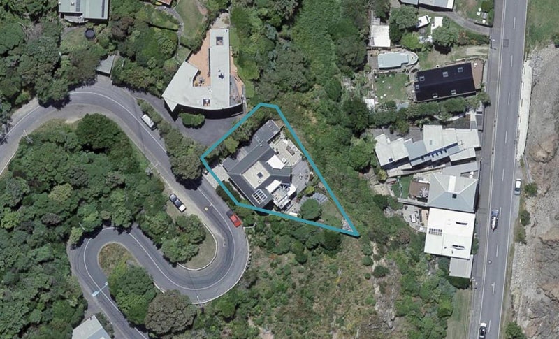 83 Awa Road, Seatoun, Wellington - Carousel 1