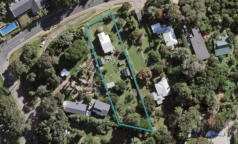 3 Ostend Road, Ostend, Waiheke Island - Carousel 1