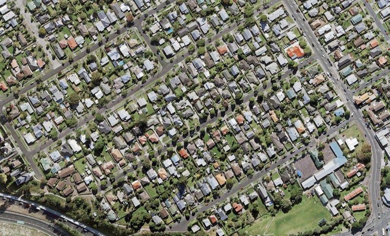 27A Alberta Street, Point Chevalier, Auckland - Carousel 1