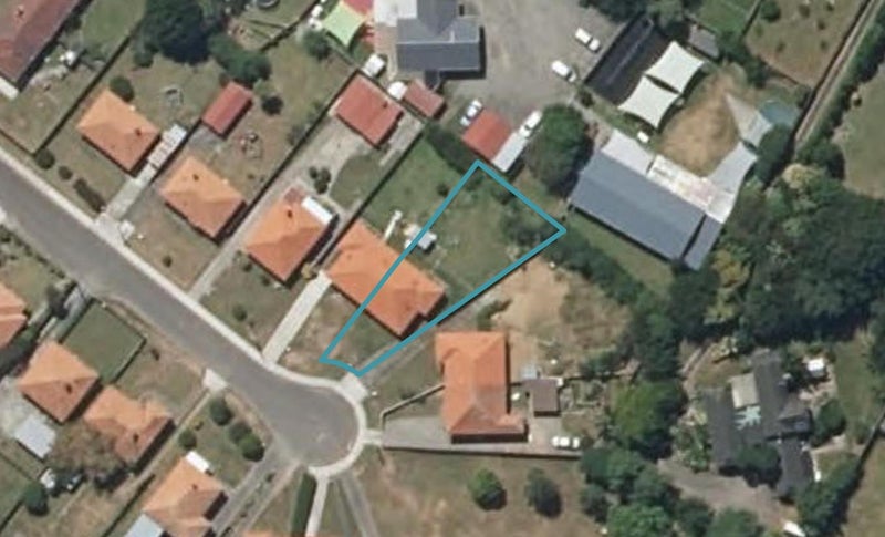 9 Lincoln Place, Levin, Levin - Carousel 1