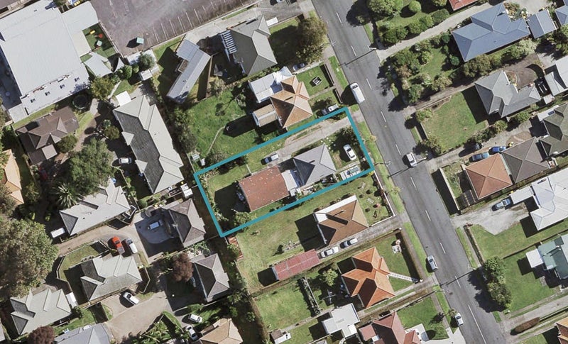 1/11 Churchill Avenue, Manurewa, Auckland - Carousel 1