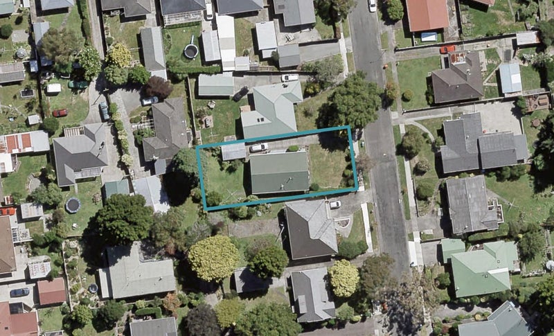 4 Arnot Avenue, Clouston Park, Upper Hutt - Carousel 1