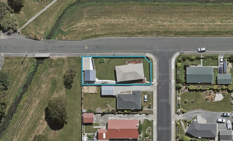 21 Ball Street, Kingswell, Invercargill - Carousel 1