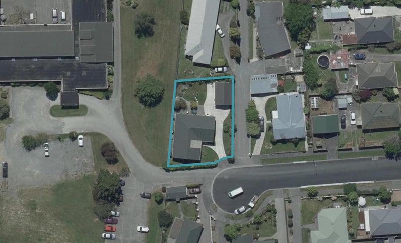 12 Amos Place, Shirley, Christchurch - Carousel 1