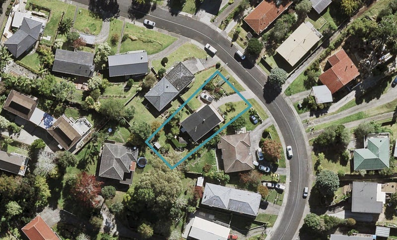 58 Ayton Drive, Totara Vale, Auckland - Carousel 1