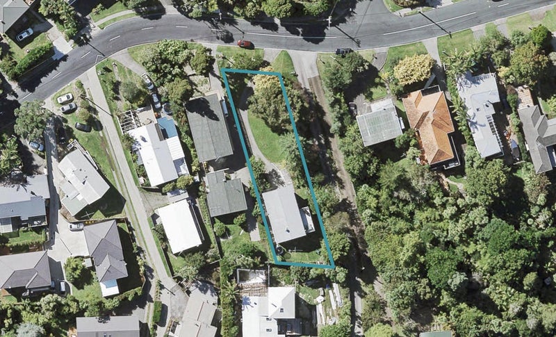 42 Channel View Road, Campbells Bay, Auckland - Carousel 1