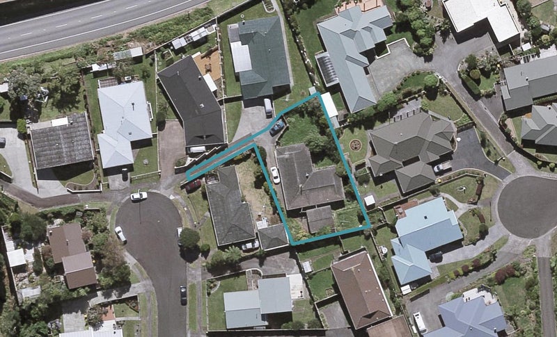 16A Bronte Place, Whalers Gate, New Plymouth - Carousel 1