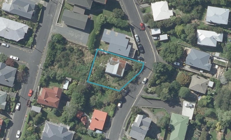 44 Lawrence Street, Mornington, Dunedin - Carousel 1