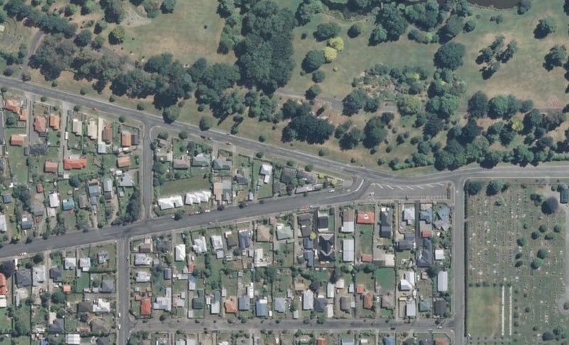 75 Domain Avenue, Kensington, Timaru - Carousel 1