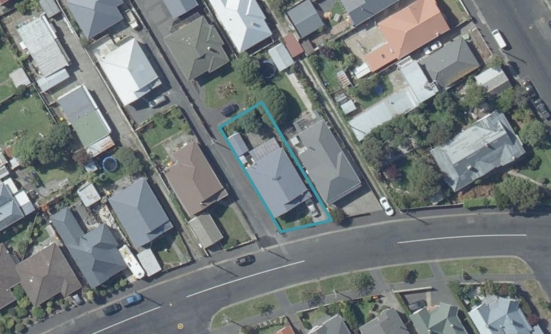 24 Hargest Crescent, Saint Kilda, Dunedin - Carousel 1