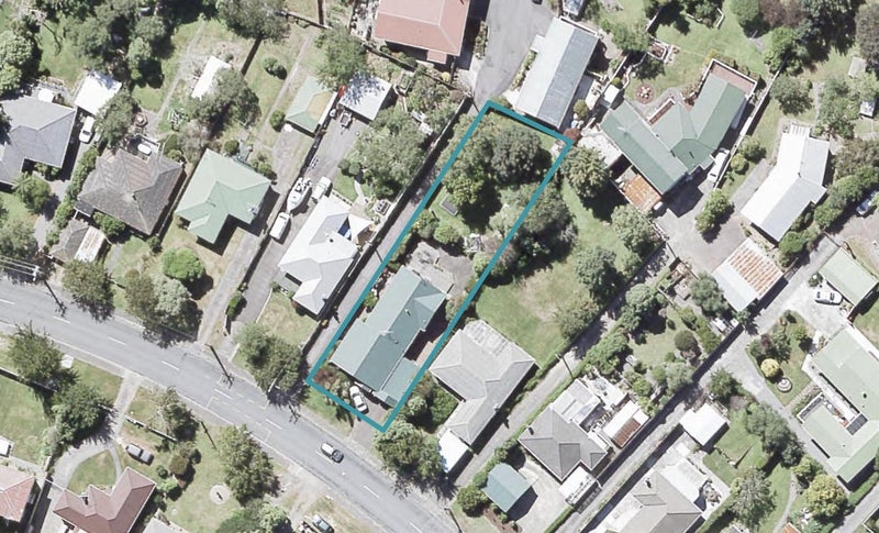 101 Hine Road, Wainuiomata, Lower Hutt - Carousel 1