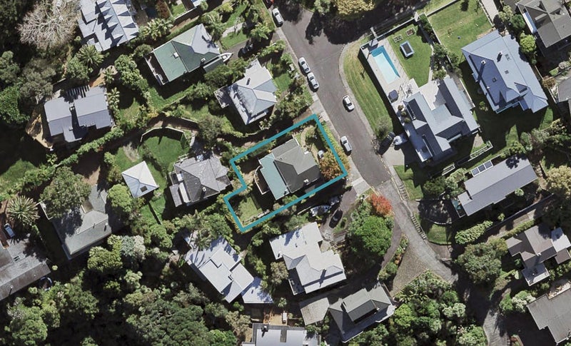 14 Maunganui Road, Birkenhead, Auckland - Carousel 1