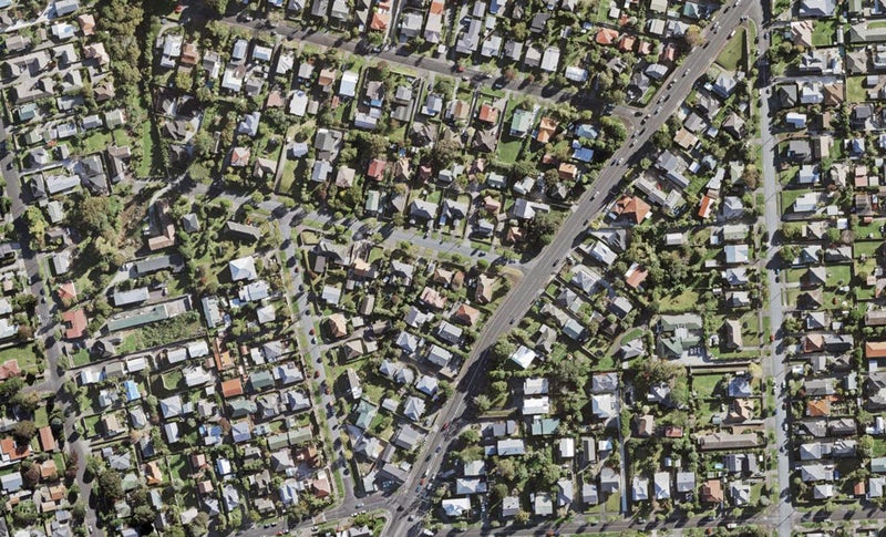 2 Beatrix Street, Avondale, Auckland - Carousel 1