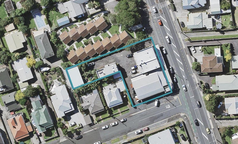 5/63 Lake Road, Devonport, Auckland - Carousel 1