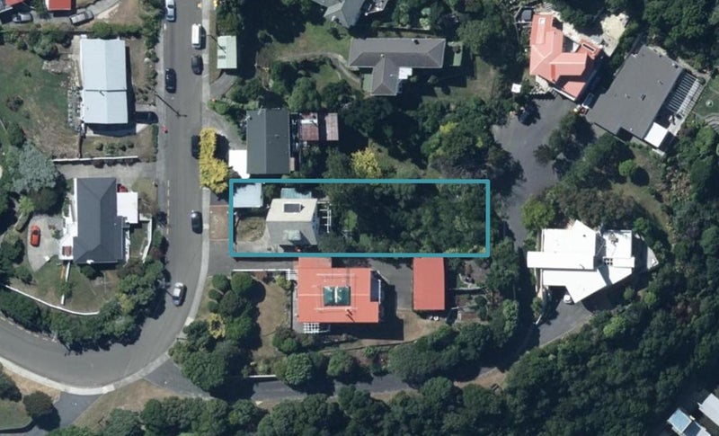 28 Mana View Road, Paremata, Porirua - Carousel 1