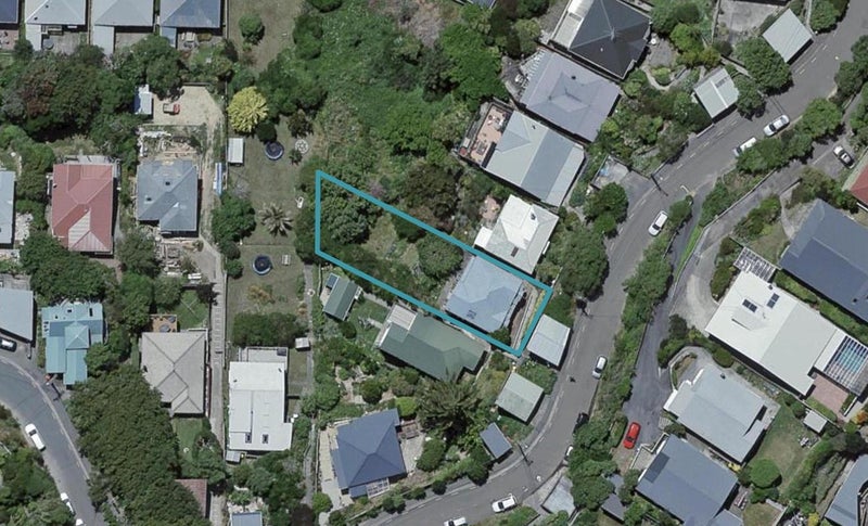 20 Sutherland Crescent, Melrose, Wellington - Carousel 1