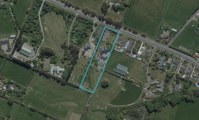 513 Avonhead Road, Avonhead, Christchurch - Carousel 1