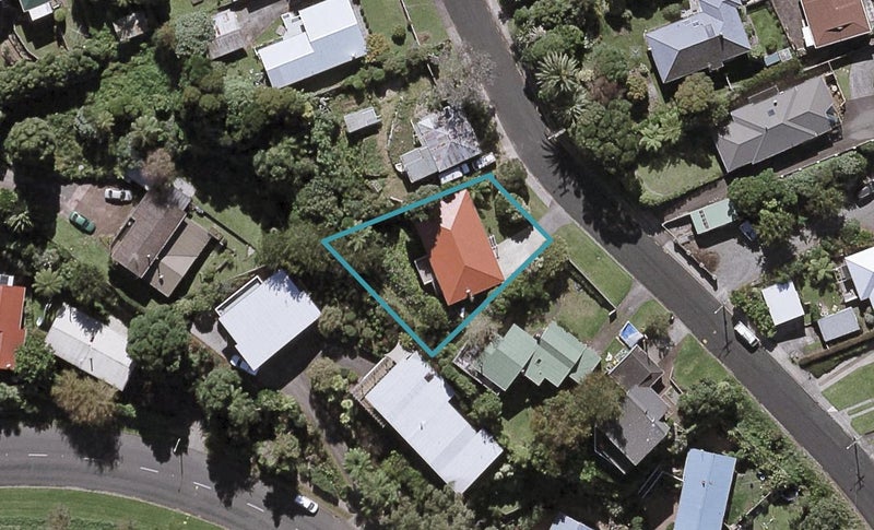 49 Wallath Road, Westown, New Plymouth - Carousel 1