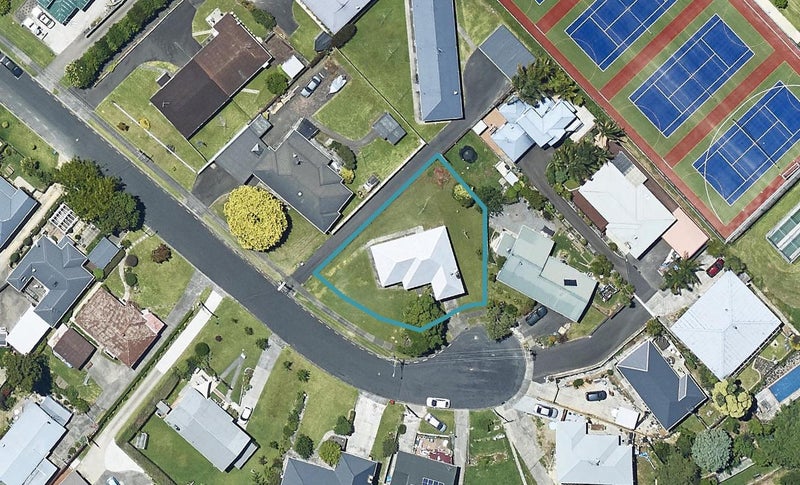 58 Twentysecond Avenue, Gate Pa, Tauranga - Carousel 1