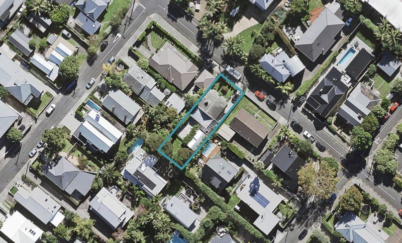 18 Regina Street, Westmere, Auckland - Carousel 1