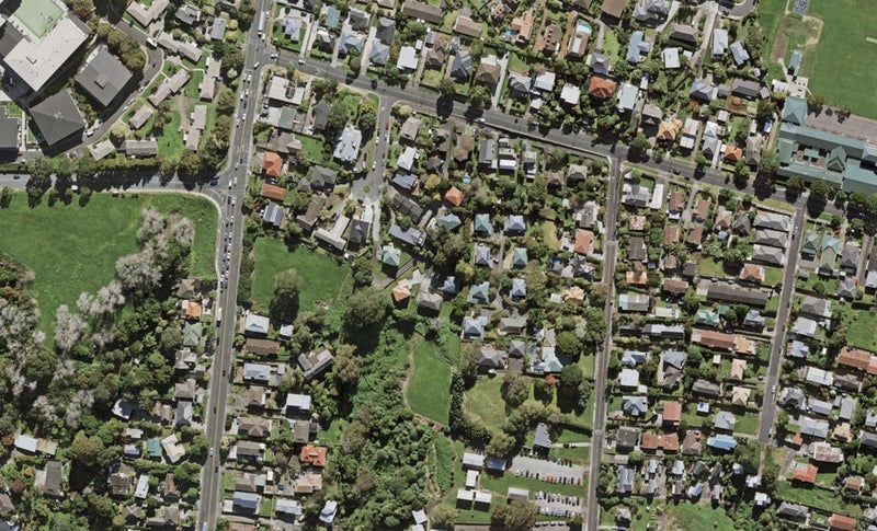 6C Hilstan Place, Onehunga, Auckland - Carousel 1
