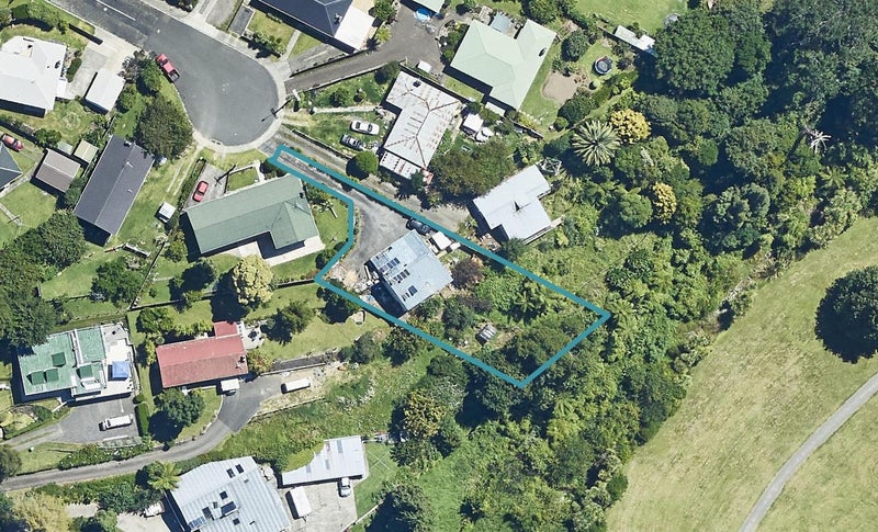 1/9 Filton Avenue, Brookfield, Tauranga - Carousel 1