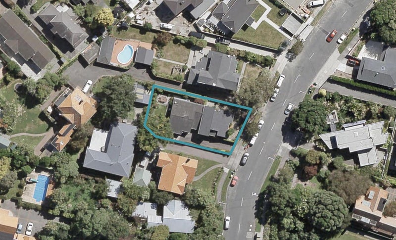 2/63 PENROSE ST, Woburn, LOWER HUTT - Carousel 1