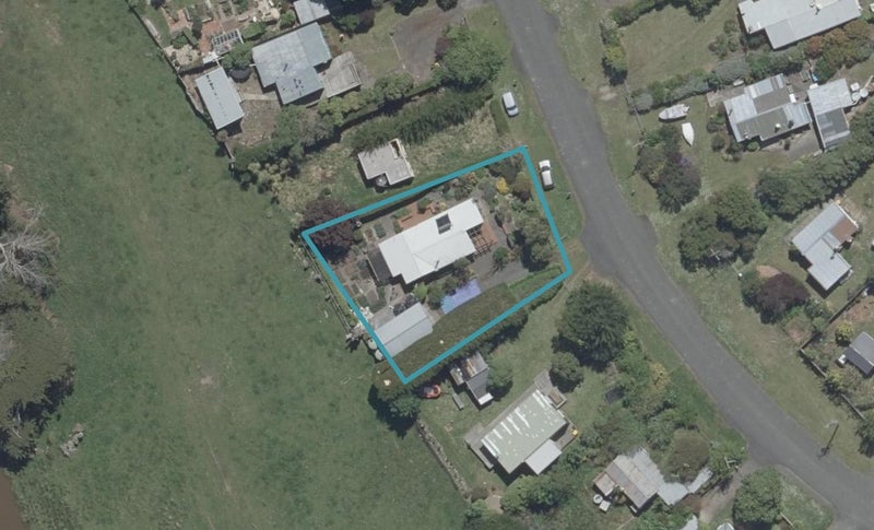 36 Driver Street, Long Beach, Port Chalmers - Carousel 1