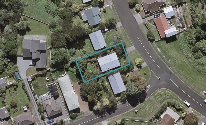 101 Riversdale Drive, Merrilands, New Plymouth - Carousel 1