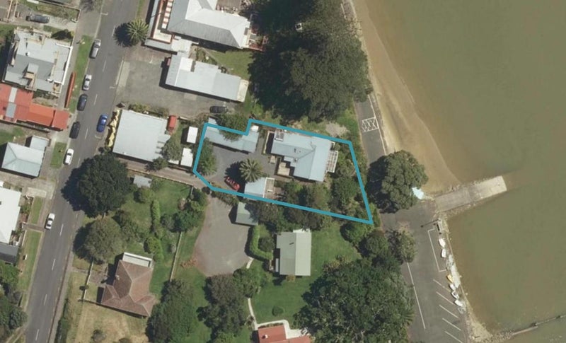 5 Clendon Esplanade, Rawene, Kaikohe - Carousel 1