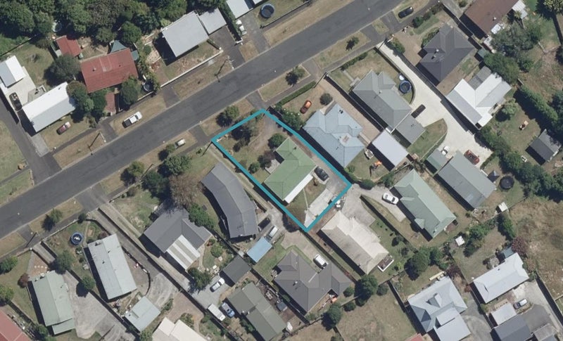 26 Tomin Road, Glenview, Hamilton - Carousel 1