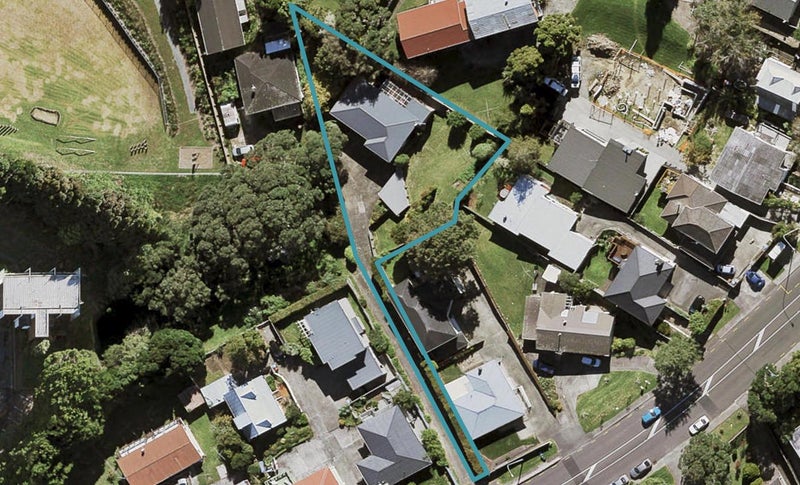 305 Hillsborough Road, Hillsborough, Auckland - Carousel 1