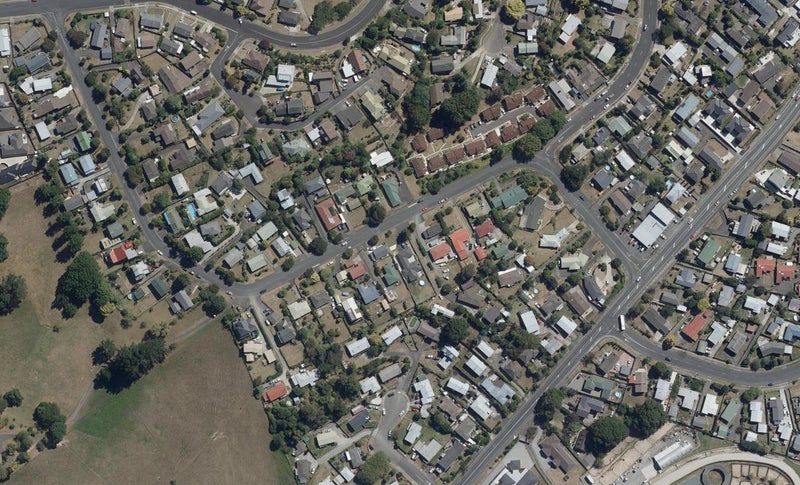 1/29 Gibson Road, Dinsdale, Hamilton - Carousel 1