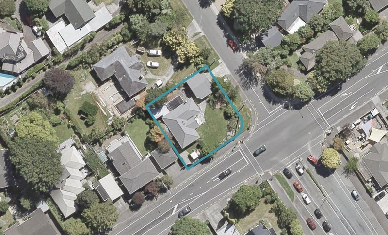 77 Barton Avenue, Heretaunga, Upper Hutt - Carousel 1