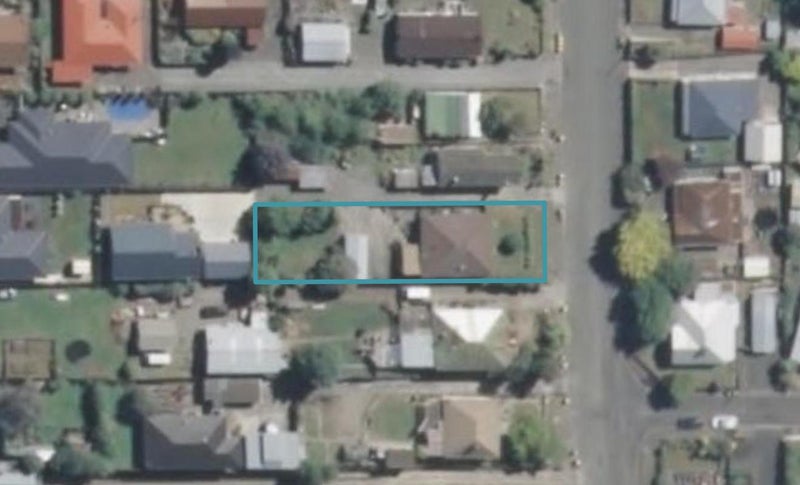 16 Avenue Road, West End, Timaru - Carousel 1