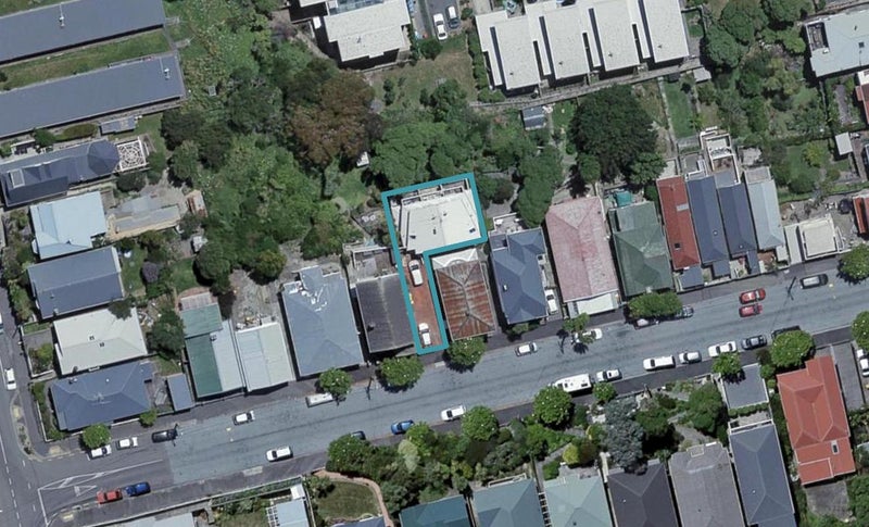 13E Lawrence Street, Newtown, Wellington - Carousel 1