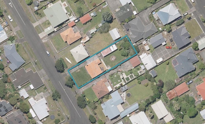 19 Millward Street, Whanganui East, Whanganui - Carousel 1