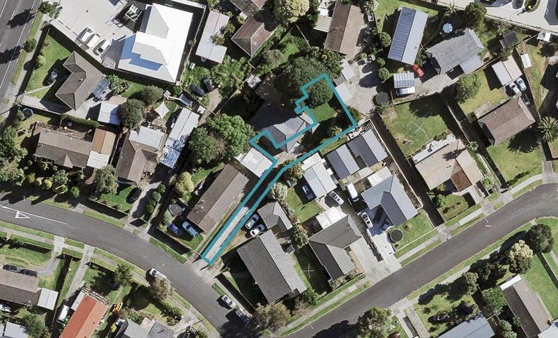 6/10 Becker Drive, Weymouth, Auckland - Carousel 1